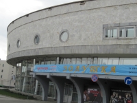 Новосибирск, улица Каменская, театр "Глобус". (прислано пользователем: Stiven Silver)